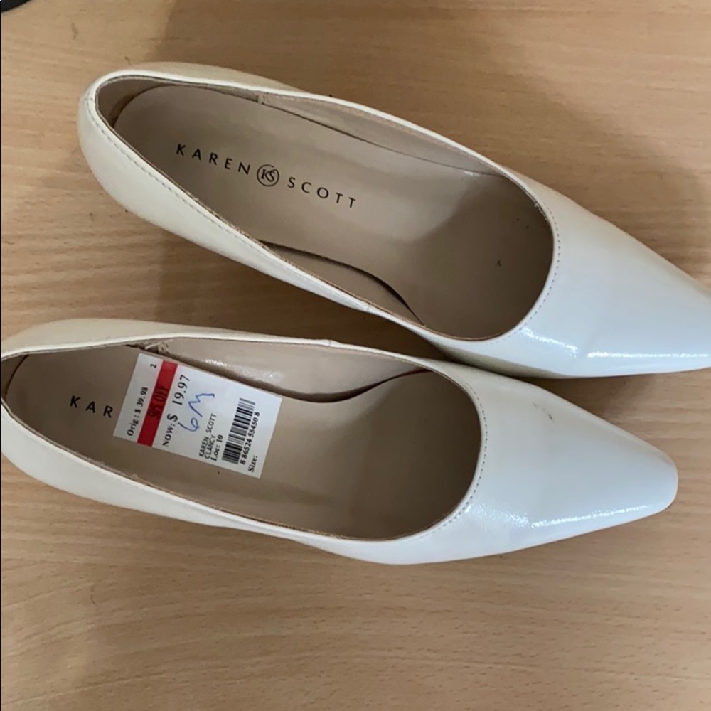 Shoes Karen Scott size 6
